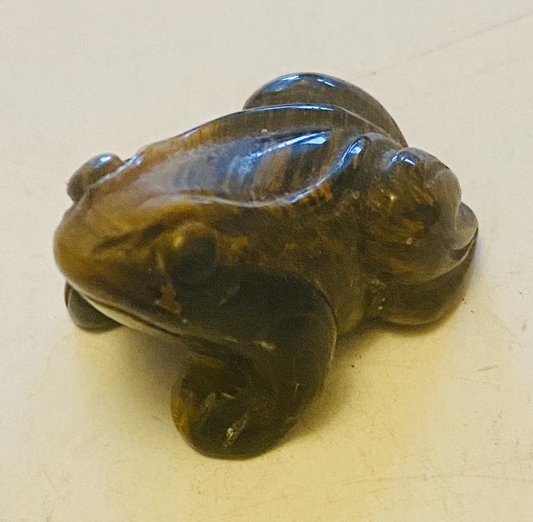 Tiger eye carved frog statue (1 of 4)