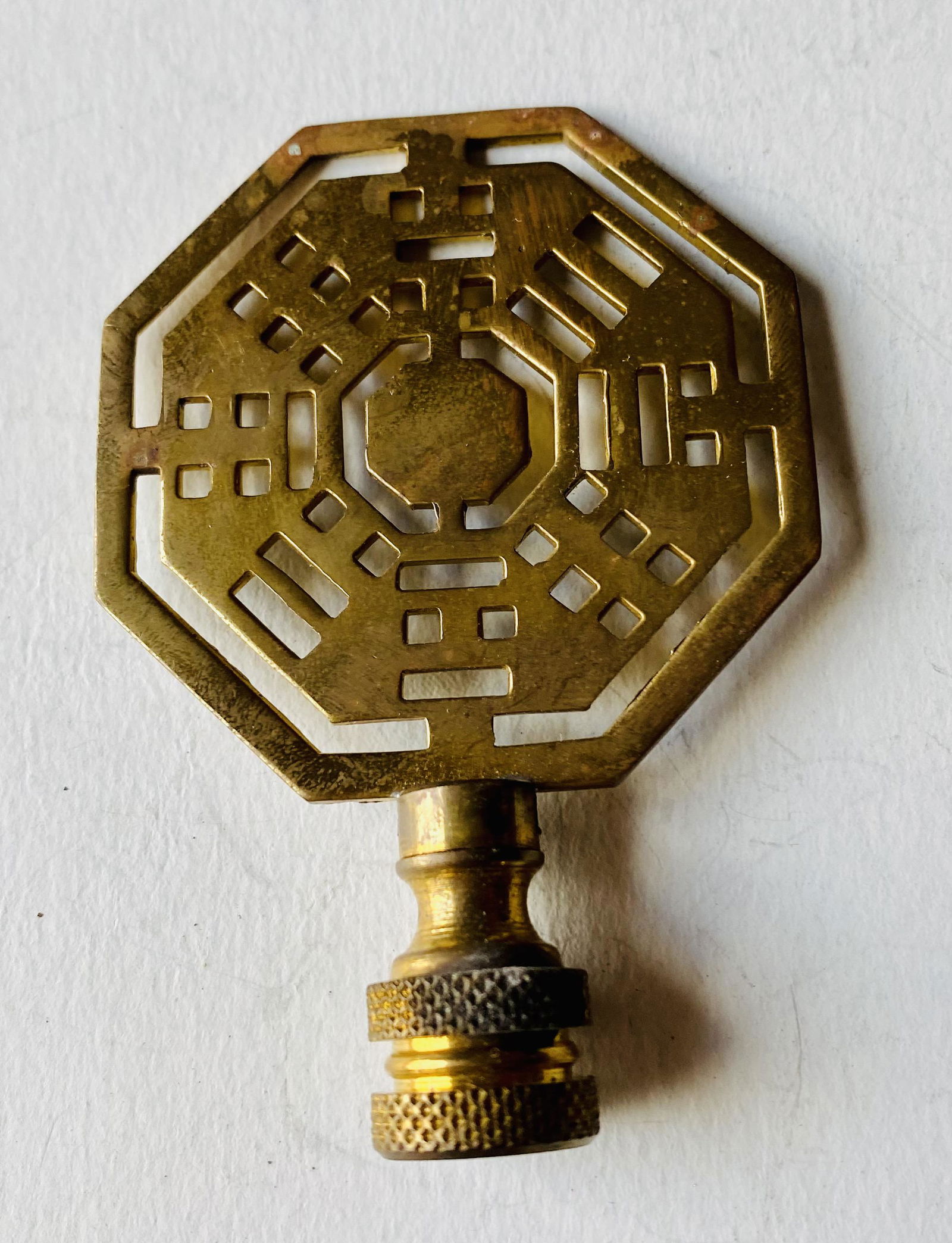 Mid century lamp finial brass (1 of 2)