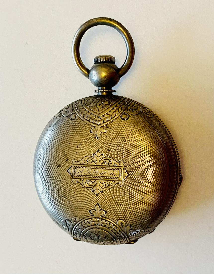 Watch case sterling antique hunter: Sterling watch case hunter with original hallmarks in case and engraving on this fine old hunter case. Probably a size 16 or 18 .. Good condition.
