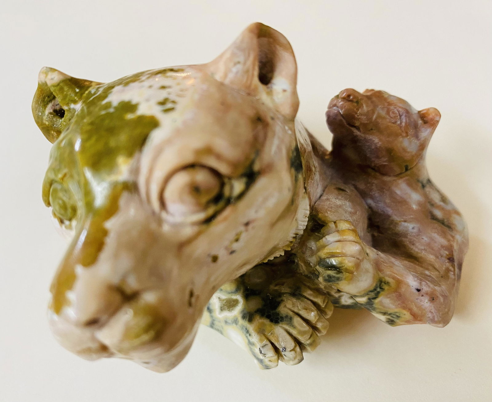 Carved tiger cat/baby statue: Custom carved jasper tiger with baby - this appears to be jasper in great colors- About 4 inches with good detail. A one of a kind.