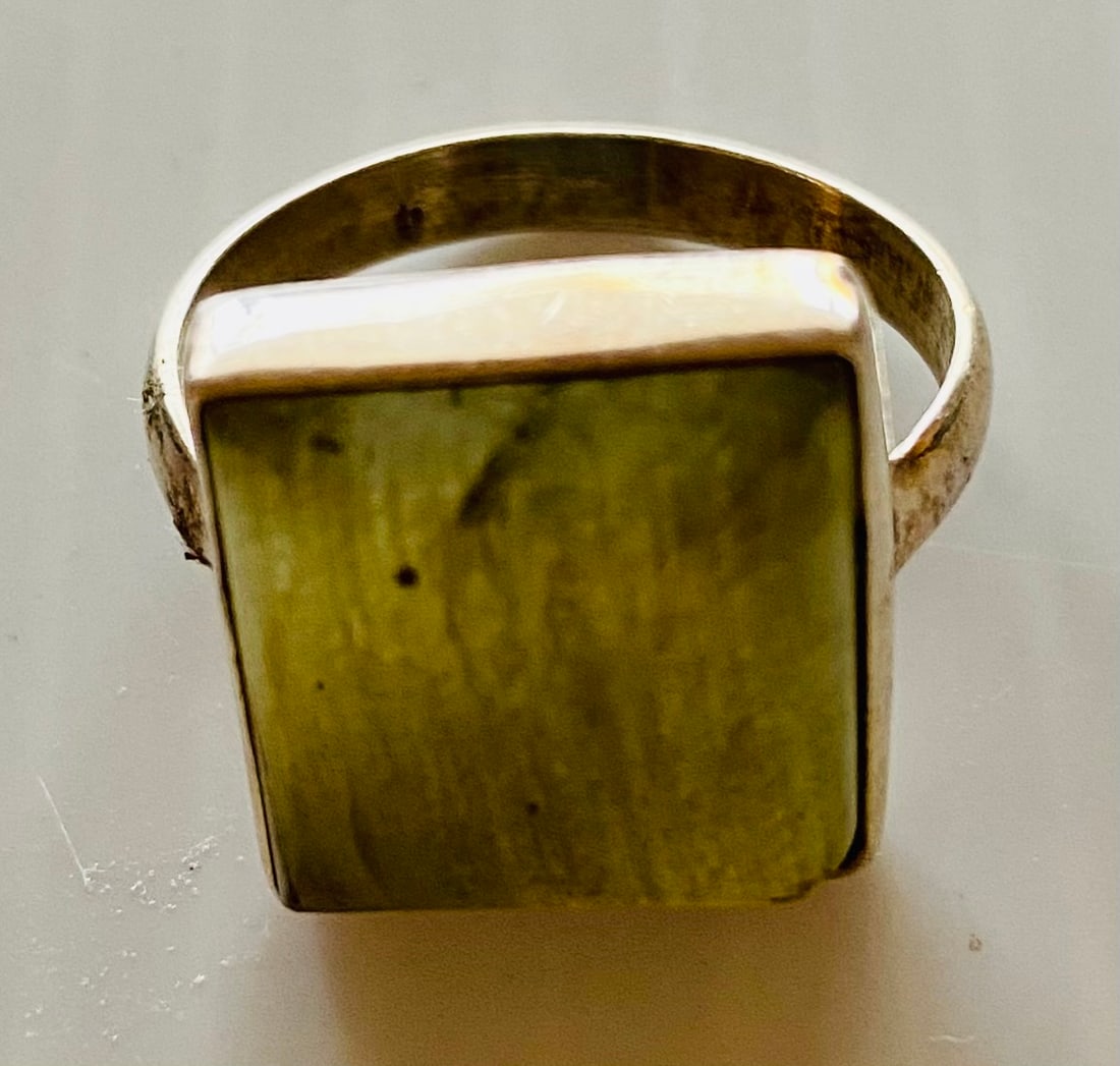 Labradorite cabochon ring sterling (1 of 5)