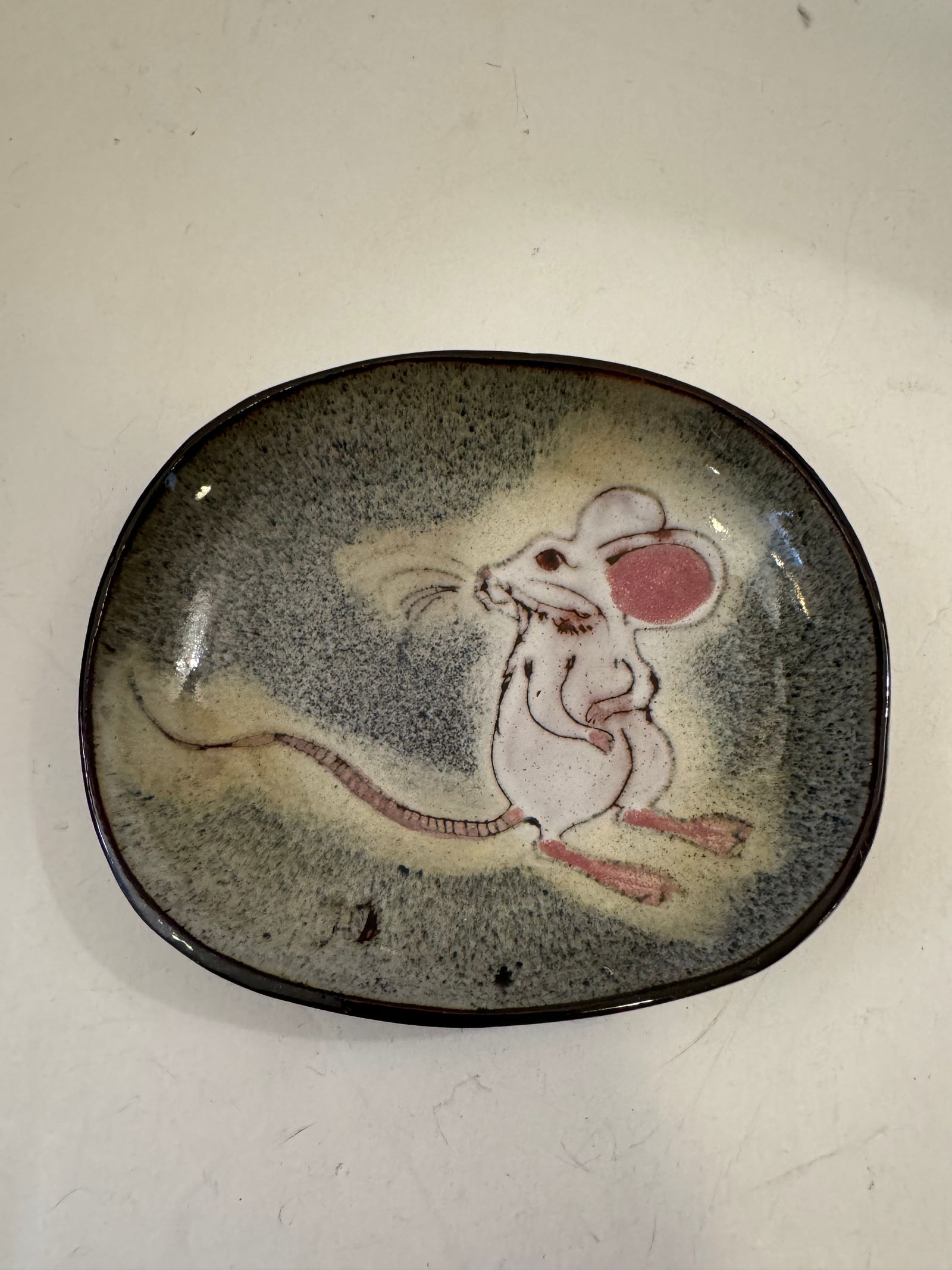 Mouse small platter ceramic vintage (1 of 3)