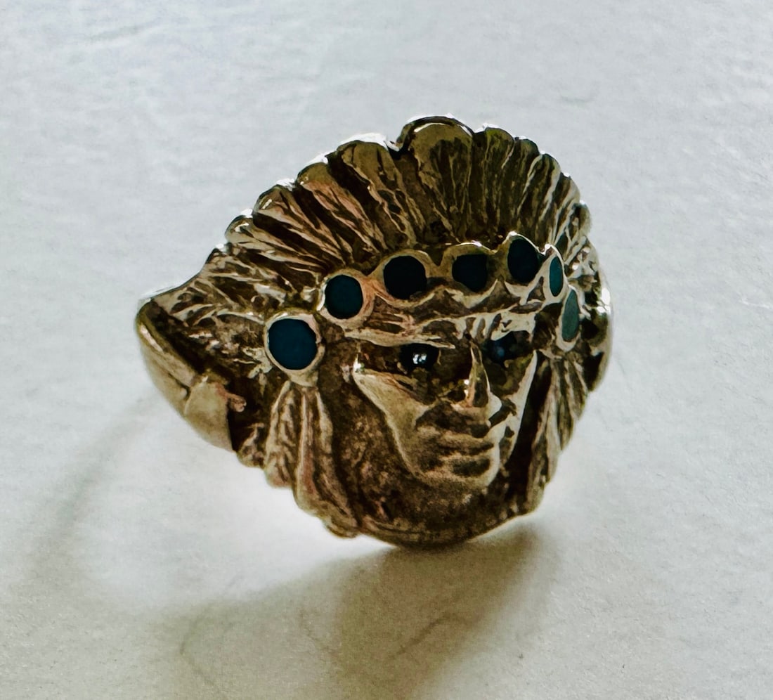 Sterling sapphire Indian head ring (1 of 4)
