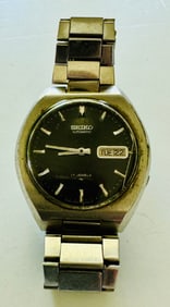 Seiko automatic vintage watch day date