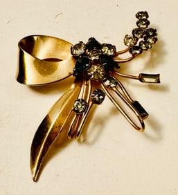 Vintage bow pin with stones/Scitarelli