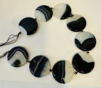 Banded agate drille round flat beads