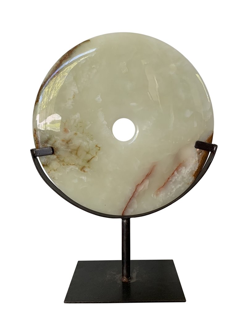 Polished Onyx Sculpture on a Metal Stand (1 of 15)