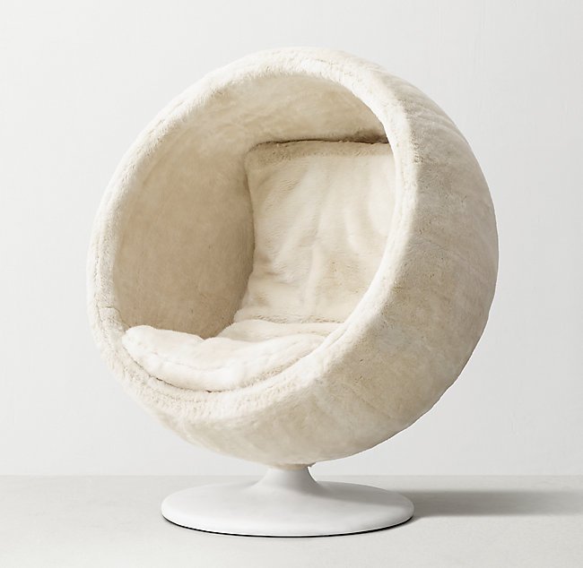 Stunning Swivel Chair Upolstered in Faux Fur (1 of 19)