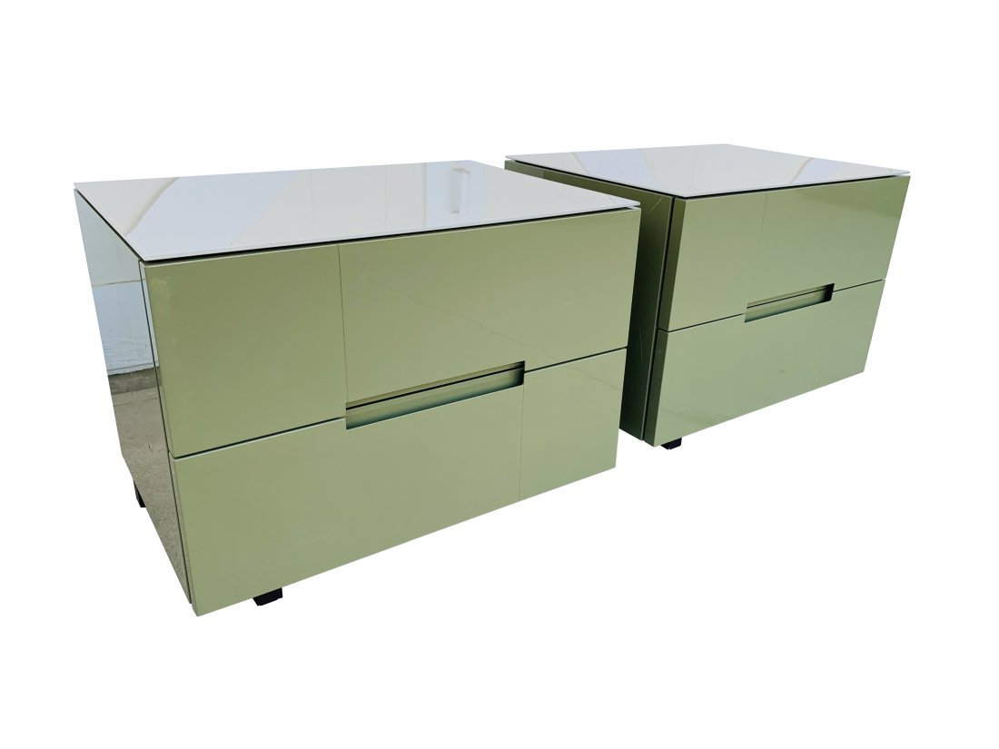 Beautiful pair of nightstands in Avocado Green Finish: Beautiful pair of nightstands in avocado green lacqered finish, never used however one of them has some scratches on the side from when they were moved, they may be able to polish out. The piece have 