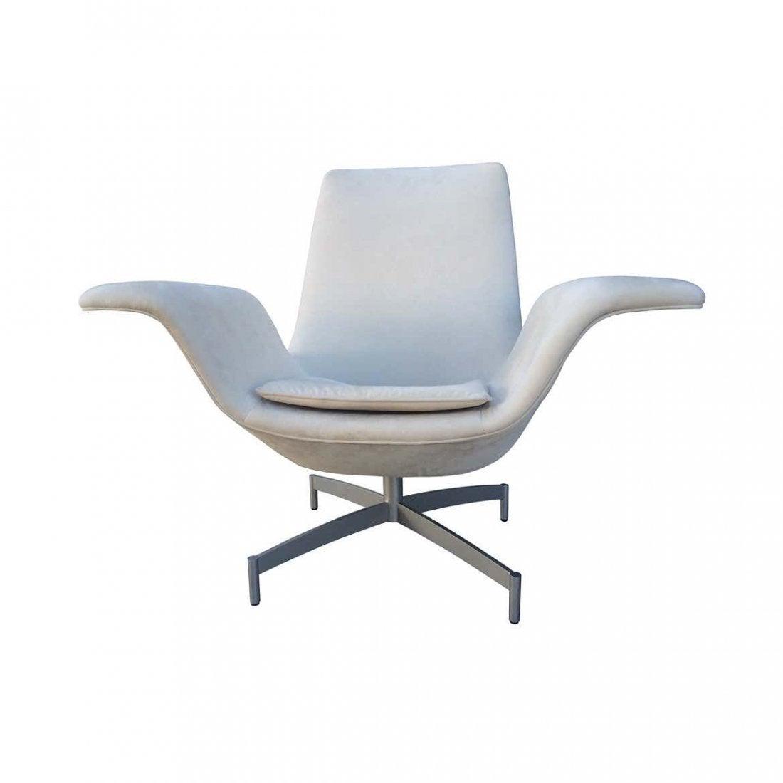 Dialogue Lounge Chair by HBF Furniture: Inspired by the Classic design aesthetic of the mid-20th century, the dialogue chair provides an intuitive and purposeful solution for casual conference and lobby scenarios. Simple yet functional, the