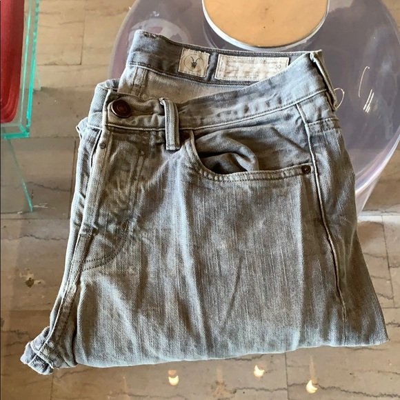 All Saints Spitalfields JACKS PLACE Jeans sz 30x32: Nice pair of men’s jeans designed and manufactured by All Saints Spitalfields and pet of their JACKS PLACE collection. Size 30 (15.5” across waist) x 32” inseam x 9.5” rise x 7” leg opening 
