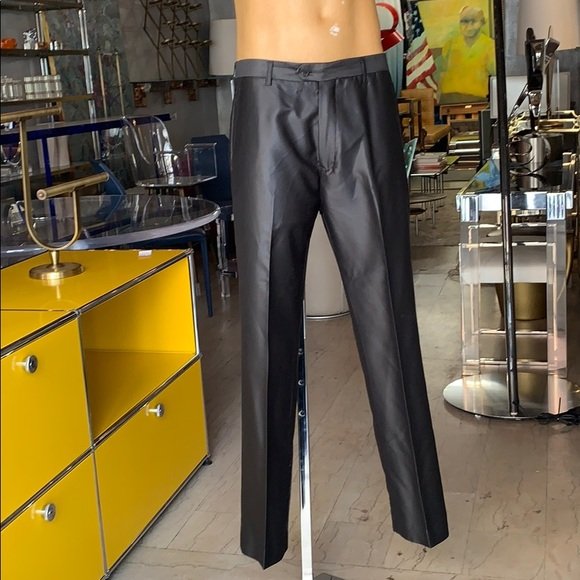 Dress Pants by Dolce & Gabbana size 36x31: Beautiful pair of men’s dress pants designed and manufactured by Dolce & Gabbana, size 36 (18” across waist) x 31” inseam x 12 3/4” rise x 43” length x 9” leg opening. In very good conditi