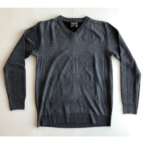 Store 68 Men's Sweater NWT Size Medium: Men's sweater in charcoal gray by Store 68, the sweater is new with tags and in excellent condition. All items are sold as is. The auction house does not warrant authenticity on any specific piece. TH