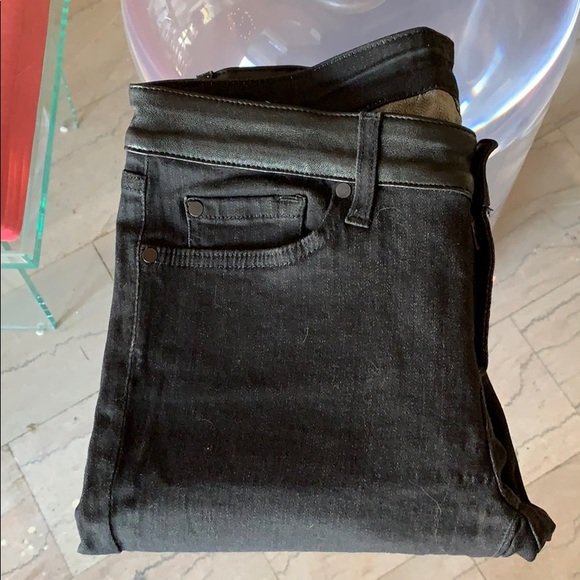 7 for All Mankind for Joseph Skinny Jeans sz 30x31: Beautiful pair of black skinny jeans designed and manufactured in Italy by 7 for All Mankind exclusively for Joseph, the jeans are in excellent condition the waist features black faux leather, size 30