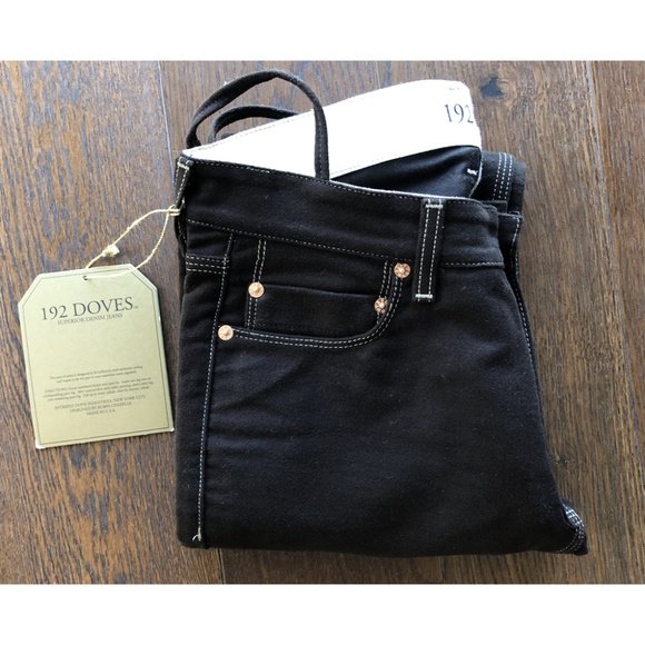 192 Doves Jeans by Rubin Chapelle sz 29x34 New w Tags: Beautiful pair of women's jeans in dark chocolate brown designed by Rubin Chapelle and manufactured in the USA by Intrepid Dove Industries in New York City. The jeans are beautifully designed, the fab