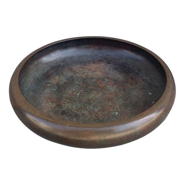 Japanese Bronze Footed Bowl from the Meiji Period (1 of 8)