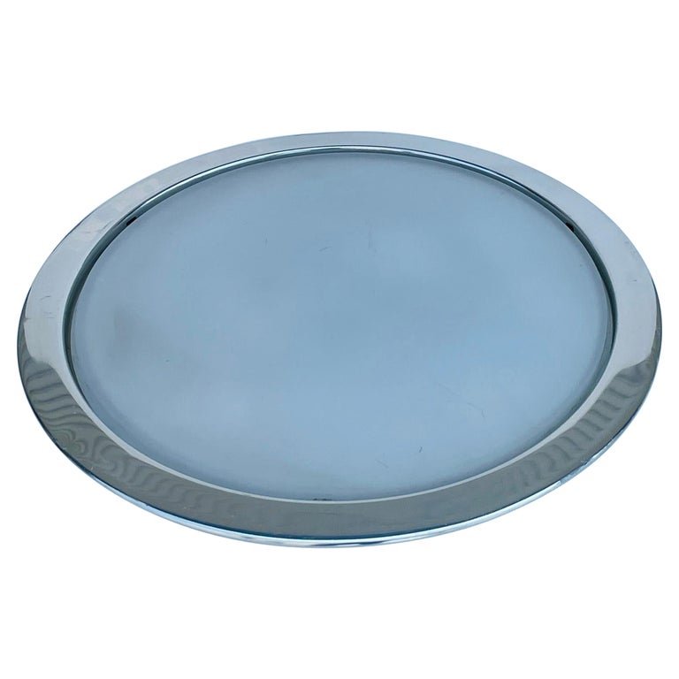 Venus Ceiling/Wall Light by Ezio Didone for Flos: The Flos Venus Ceiling/Wall Fixture produces vibrant, general lighting whilst including a thoroughly clean, geometric component to interior decor. The Venus was created by Ezio Didone and Features a g