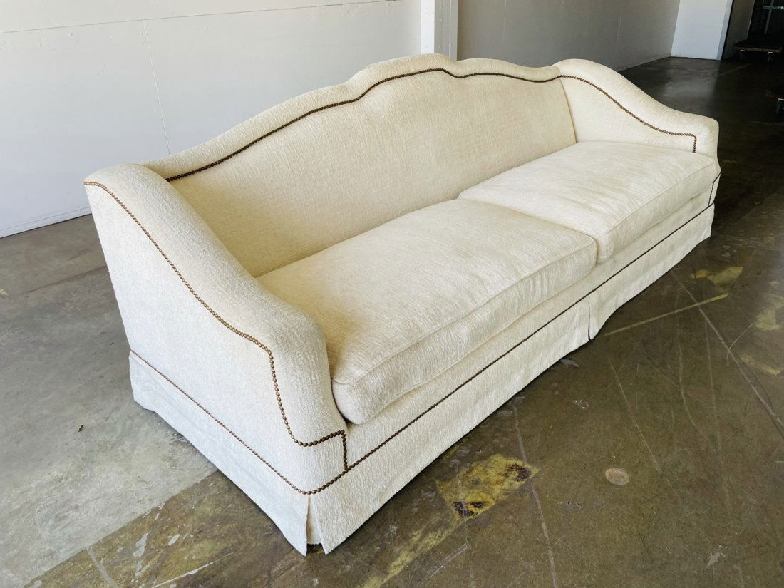 Beautiful Custom Made Sofa 9 feet long (1 of 18)