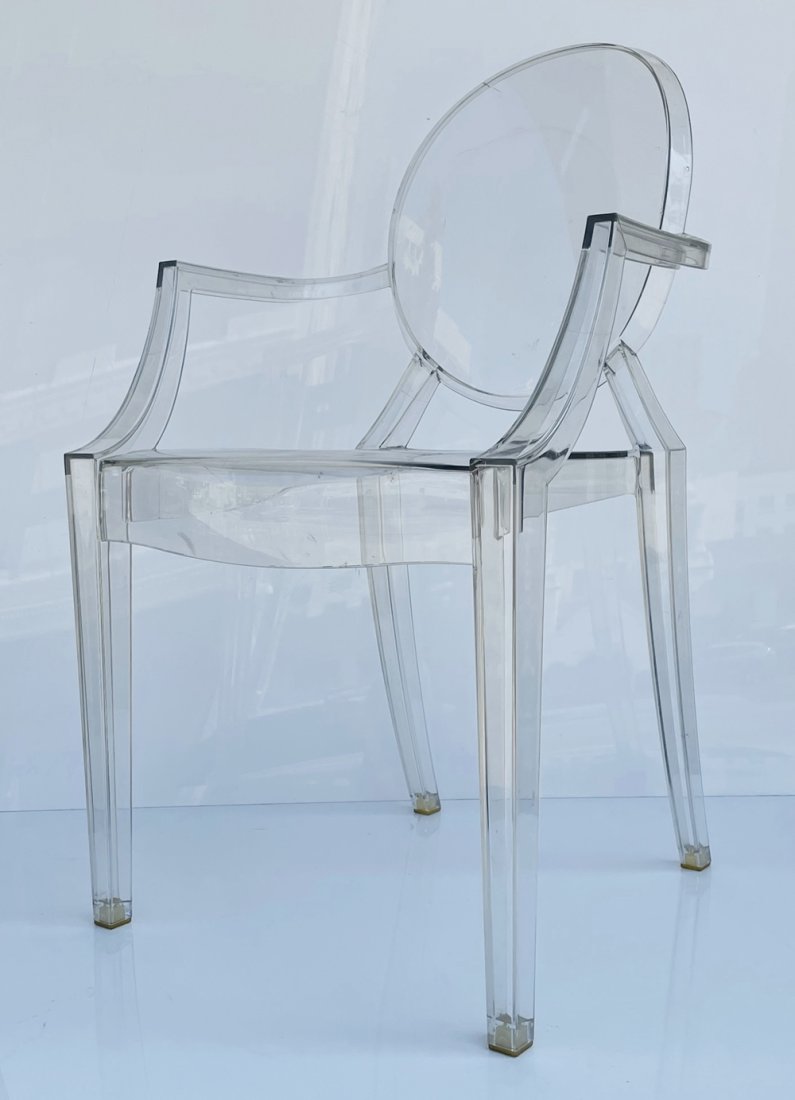 Louis Ghost chair by Philippe Starck for Kartell (1 of 15)