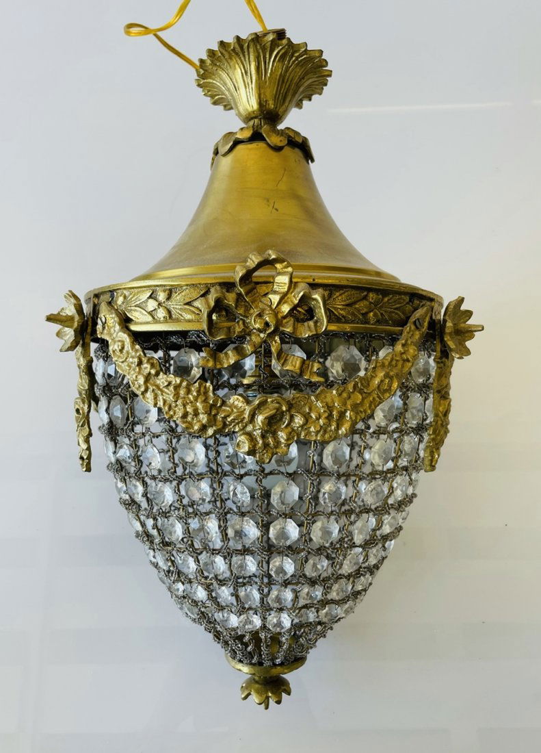 Antique style Pendant Light in Solid Brass & Glass (1 of 7)