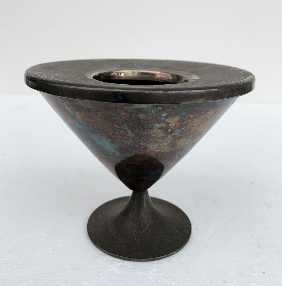 Conical Caviar Server by Lappas Silver, Argentina: Silver-plated conical caviar server by Lappas Plata and made in Argentina. The piece has a beautiful shape and looks amazing for its age. The piece retains the original label. All items are sold as is