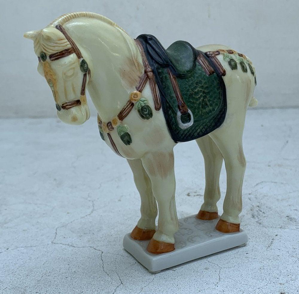 TANG DYNASTY HORSE FRANKLIN MINT 1987 (1 of 8)