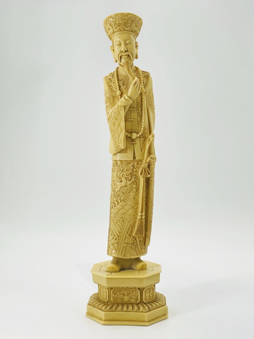 Italian Resin Sculpture depicting a Chinese Imoortal Man. (1 of 12)