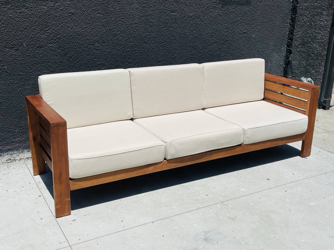 Antique & Vintage Sofas for Sale in Online Auctions