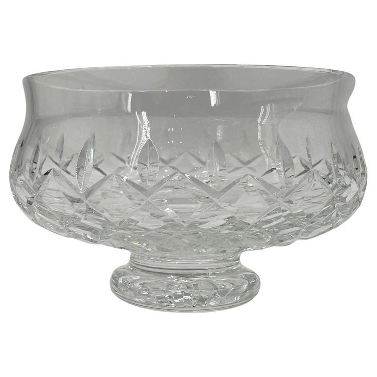 Large Waterford Crystal Lismore Footed Bow: Vintage from the 1960s Materials: crystal Width: 8 inches Height: 4 3/4 inches Vintage Waterford crystal Lismore footed bowl. It measures 8 inches in diameter x 4 inches high.75 wide x 4 3/4" high. Ma