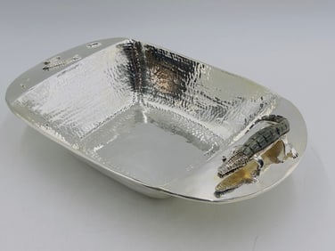 Serving Bowl with a Hardstone Alligator Sculpture by Wolmar Castillo/Los Castillo, Signed