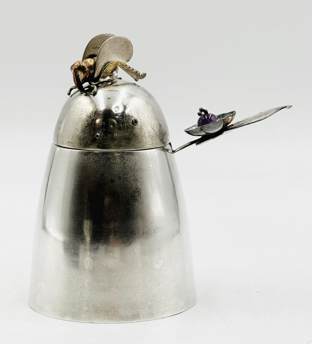 Honey Pot With Ladle by Los Castillo, Mexico 1960s: Beautiful honey pot with ladle, designed and manufactured in Mexico by Los Castillo. The piece has a beautiful shape, it has a bee sitting on top of the lid and co,es with the original laddle. Laddle 