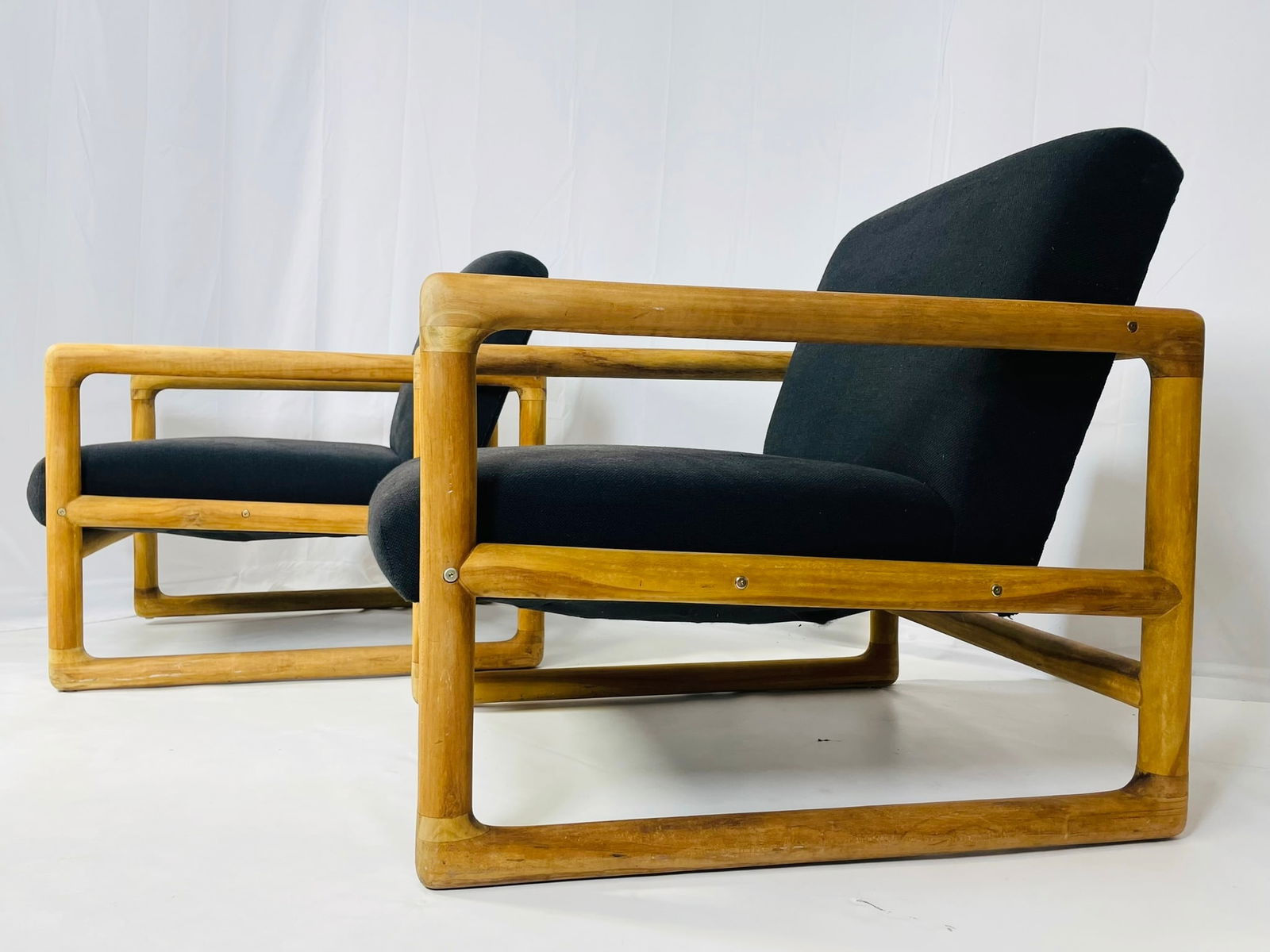 Pair of Vintage Style Armchairs With Wooden Frame (1 of 12)