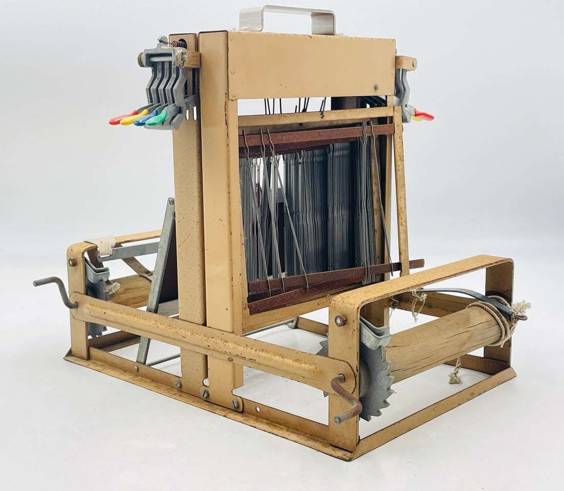 Vintage Table Loom by Dick Blick Artcraft, Chicago (1 of 14)