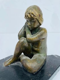Vintage Bronze of a Nude Girl Seating, Signed Chaves, Mexico 1960s