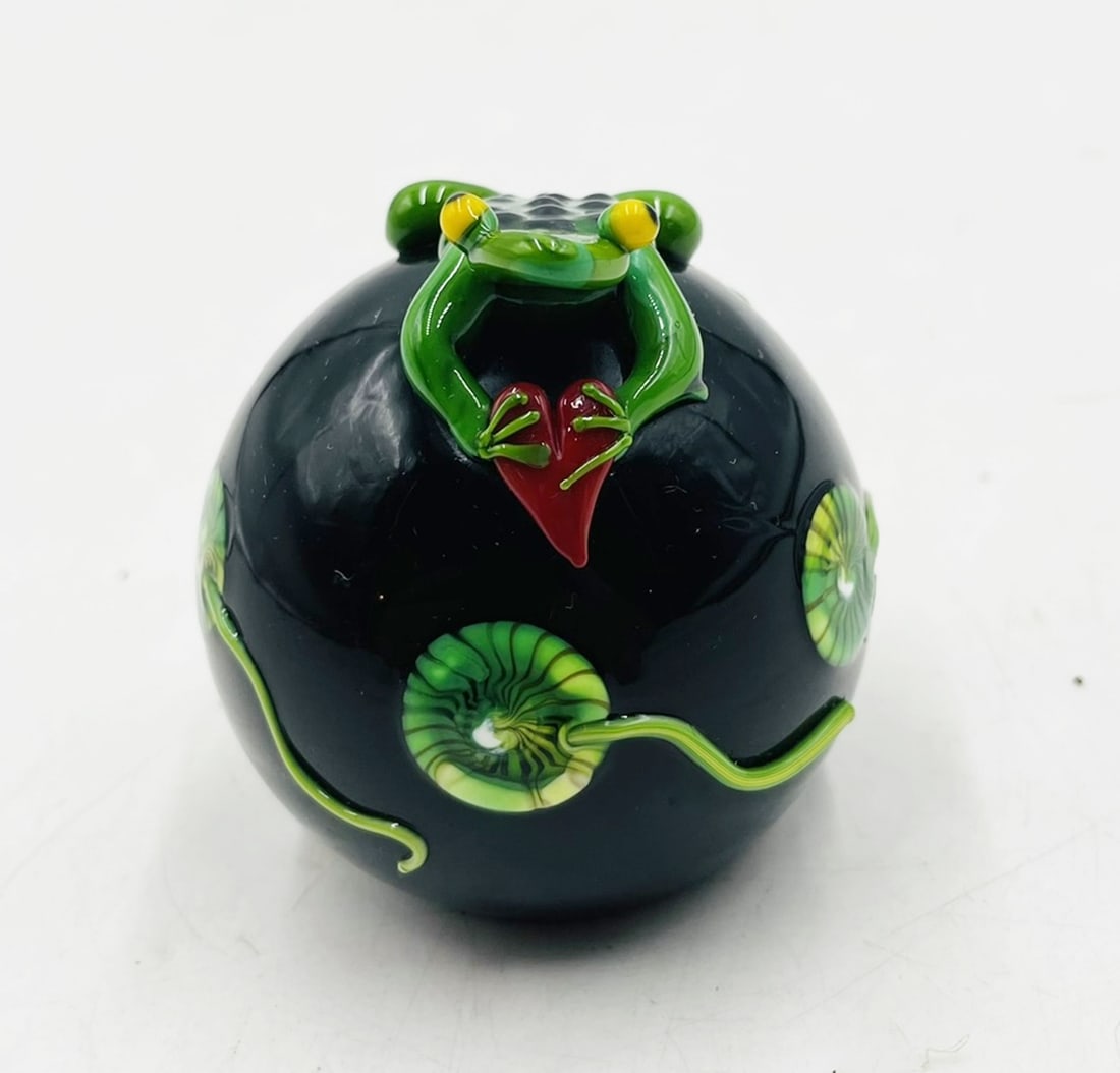 Vintage Studio Glass Frog Paperweights by Steven Correia, Signed & Dated 2003 (1 of 6)