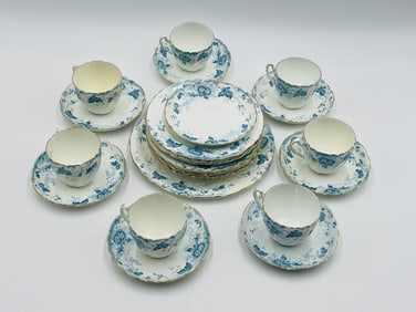 24 pieces dinner ware by Crafton China BAJ and Sons England