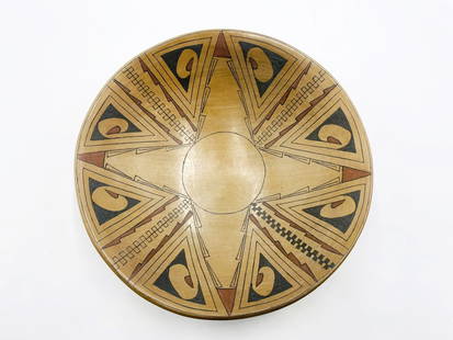 Native Pottery Bowl Signed Sofia de Tena, Mexico 1960's: Native Pottery bowl by Sofia de Tena. Measurements: 11.50 inches in diameter x 3 inches high. Sofia Sandoval de Tena (full name) comes from a first generation of potters from Mata Ortiz in Mexico whos