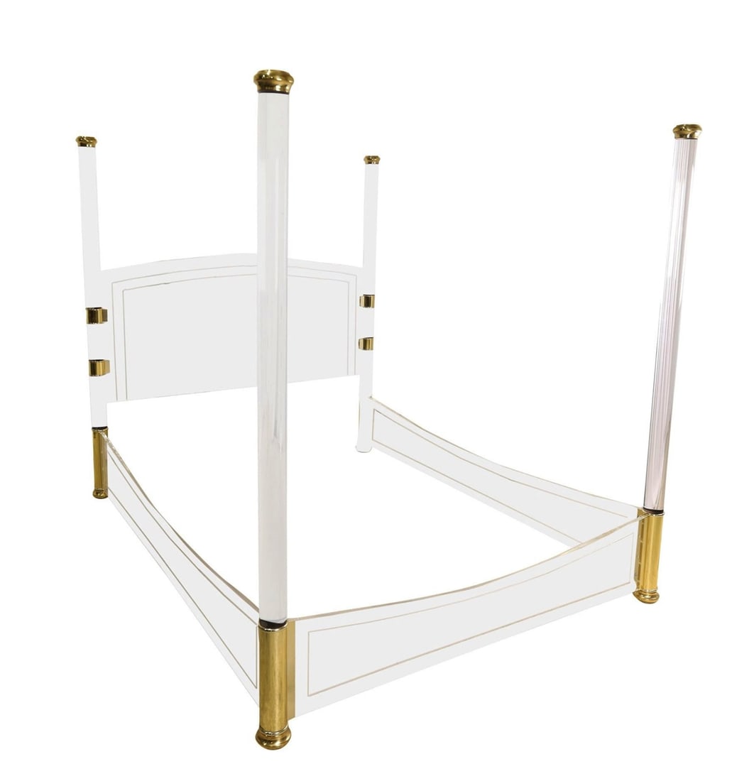 Lucite & Brass Four Poster Queen Size Bed after Charles Hollis Jones: Stunning Lucite and Brass Queen size bed designed and manufactured in the United States in the 1970s.The bed is very reminiscent to the beds designed by Charles Hollis Jones.Measurements:72 inches hig