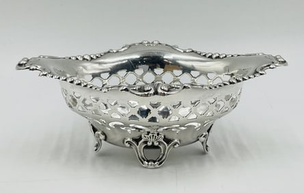 Sterling Silver Reticulated Bon Bon Bowl, 1.7oz Total Weight.