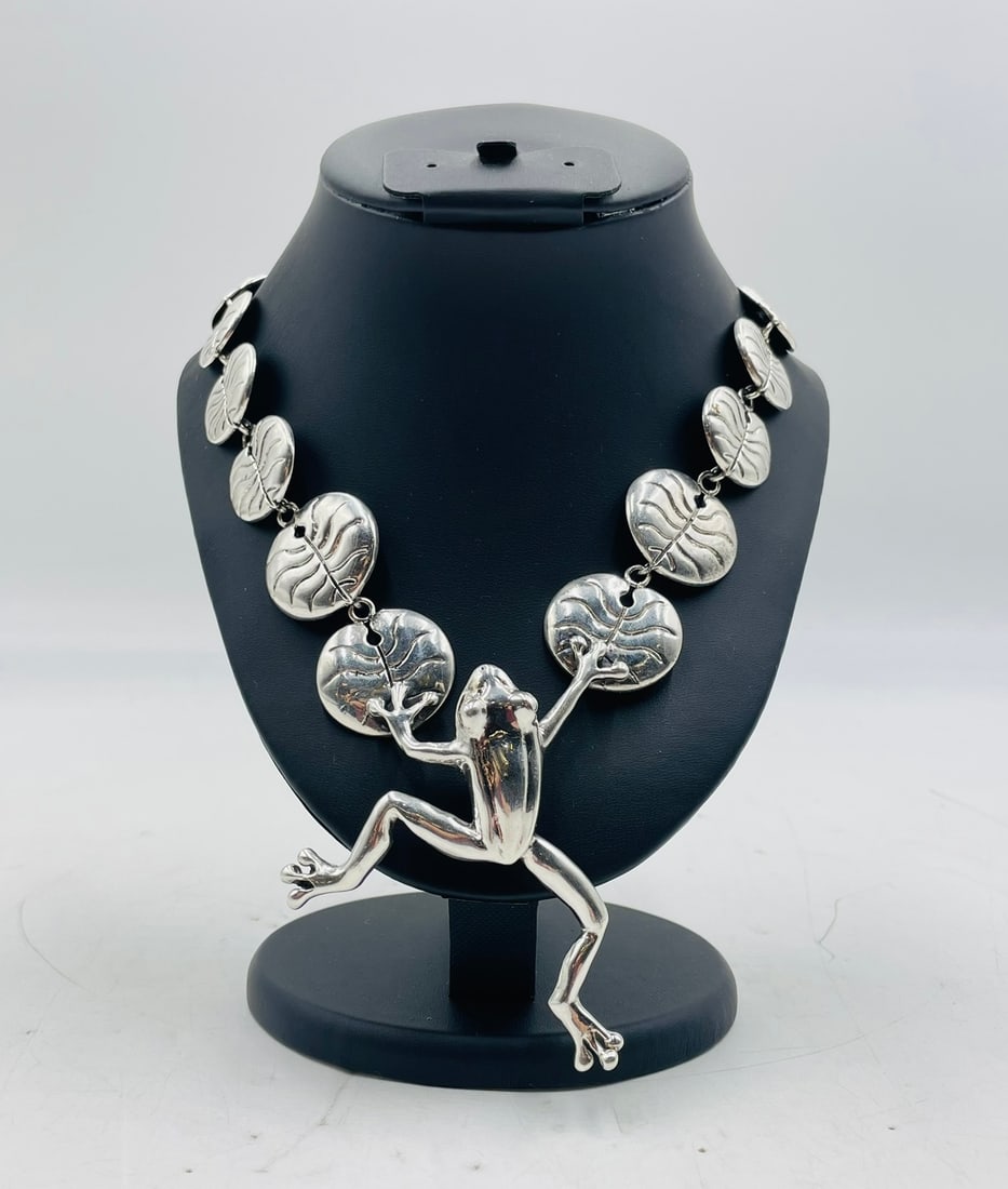 Stunning Sterling Silver "Frog & Lily Pad" Necklace by Emilia Castillo (1 of 14)