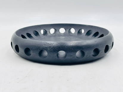 Modern Fruit Bowl Made out of Mango Wood: Made of handcrafted mango wood, the Savior Wood Bowl is as stylish as it is sustainable. The modern silhouette of this bowl is perfect as a centerpiece or displaying decorative accents that complement