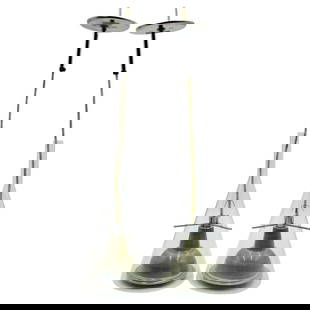 Pair of "Flute 3" Pendant Lamps by Franco Raggi for Fontana Arte – Italy 2004: Designed by renowned Italian architect and designer Franco Raggi, the Flute 3 pendant light is an icon of minimal elegance and technical precision, produced by Fontana Arte in 2004. Each pendant