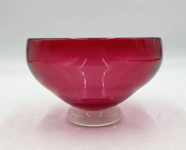 Vintage Studio Glass Bowl by Correia Art Glass, Signed & Dated 2005: Beautiful studio glass vase designed and manufactured in Venice California by Steven Correia from Correia Art Glass. The piece has a beautiful pink color. Signed and dated 2005. Measurements: 5