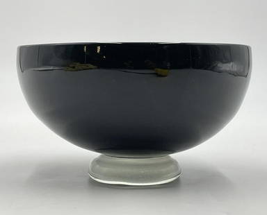 California Studio Art Glass Bowl by Correia Art Glass, Signed & Dated 2004: Stunning and large studio art glass bowl by Correia art glass of Santa Monica California. The bowl is black in color, signed and dated 2004. Measurements: 7.25 inches in diameter x 4 inches high. 