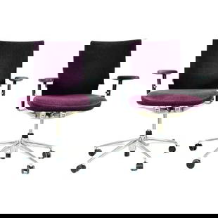 Pair of Office Chairs by Antonio Citterio for Vitra: Nice pair of office/desk chairs designed by Antonio Citterio and manufactured by Vitra and part of the Axess collection.The chairs and armrests are height adjustable, the backs tilt back and are very
