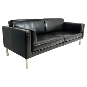 Modern 3 Seater Sofa in the style of Erik Jorgensen