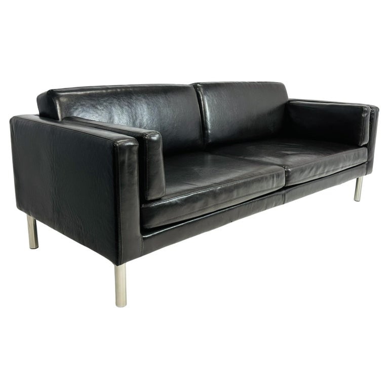 Modern 3 Seater Sofa in the style of Erik Jorgensen (1 of 20)