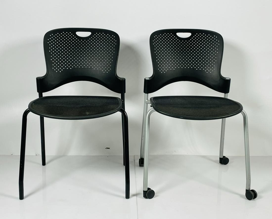 Pair of Caper Office/Stacking Chairs by Herman Miller. (1 of 15)