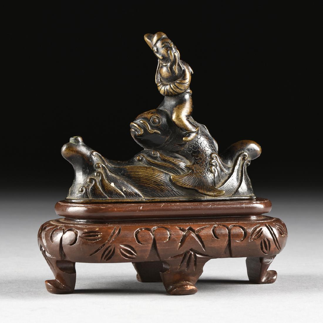 A BRASS PATINATED BRONZE STATUE FRAGMENT OF KINKO (1 of 6)