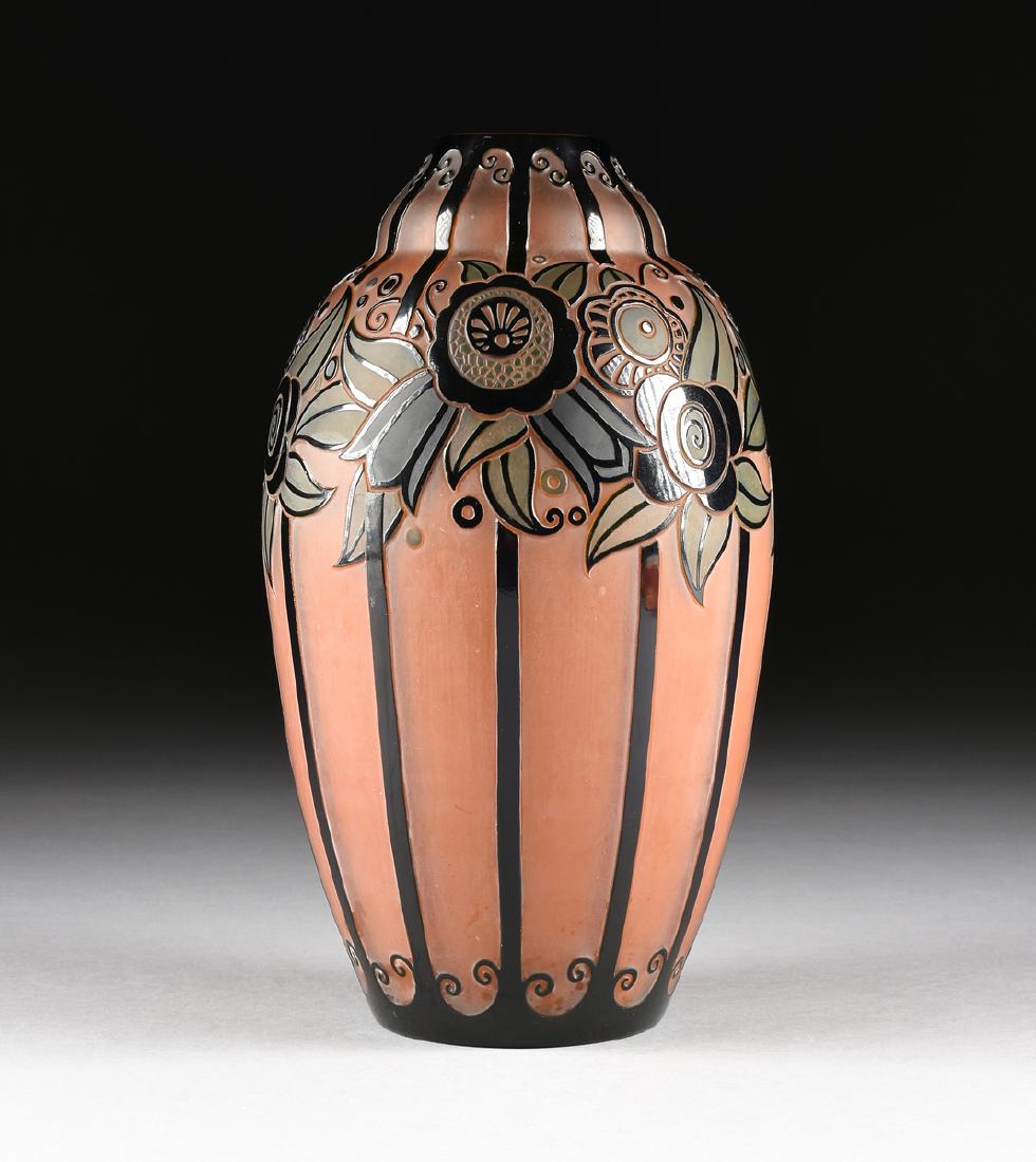 A D'ARGENTAL LARGE ART DECO CAMEO GLASS VASE, ST. (1 of 8)